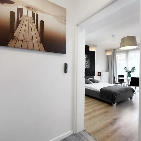 Kalia * ワルシャワ